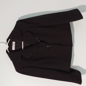 Tahari Arthur S. Levine‎ jacket/Blazer. Size 8. Black.